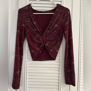 FOREVER 21 Maroon Sparkle Twist Cropped Shirt